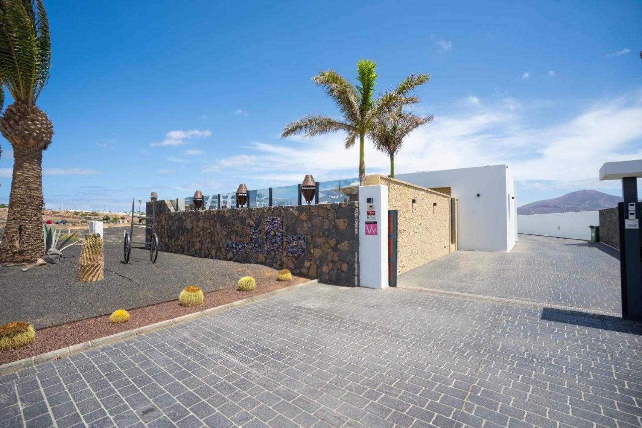 Sea Breeze Villas Lapa And Claca Playa Blanca  Eksteriør billede