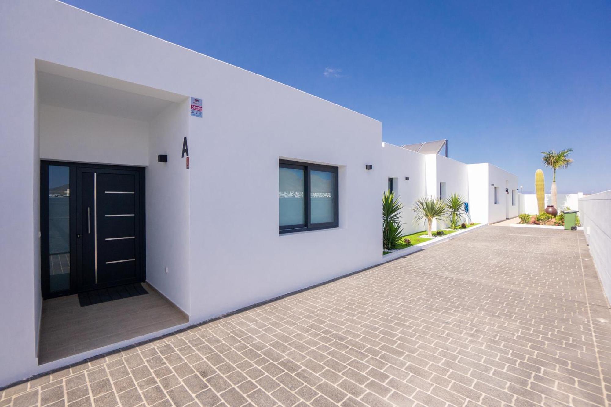 Sea Breeze Villas Lapa And Claca Playa Blanca  Eksteriør billede