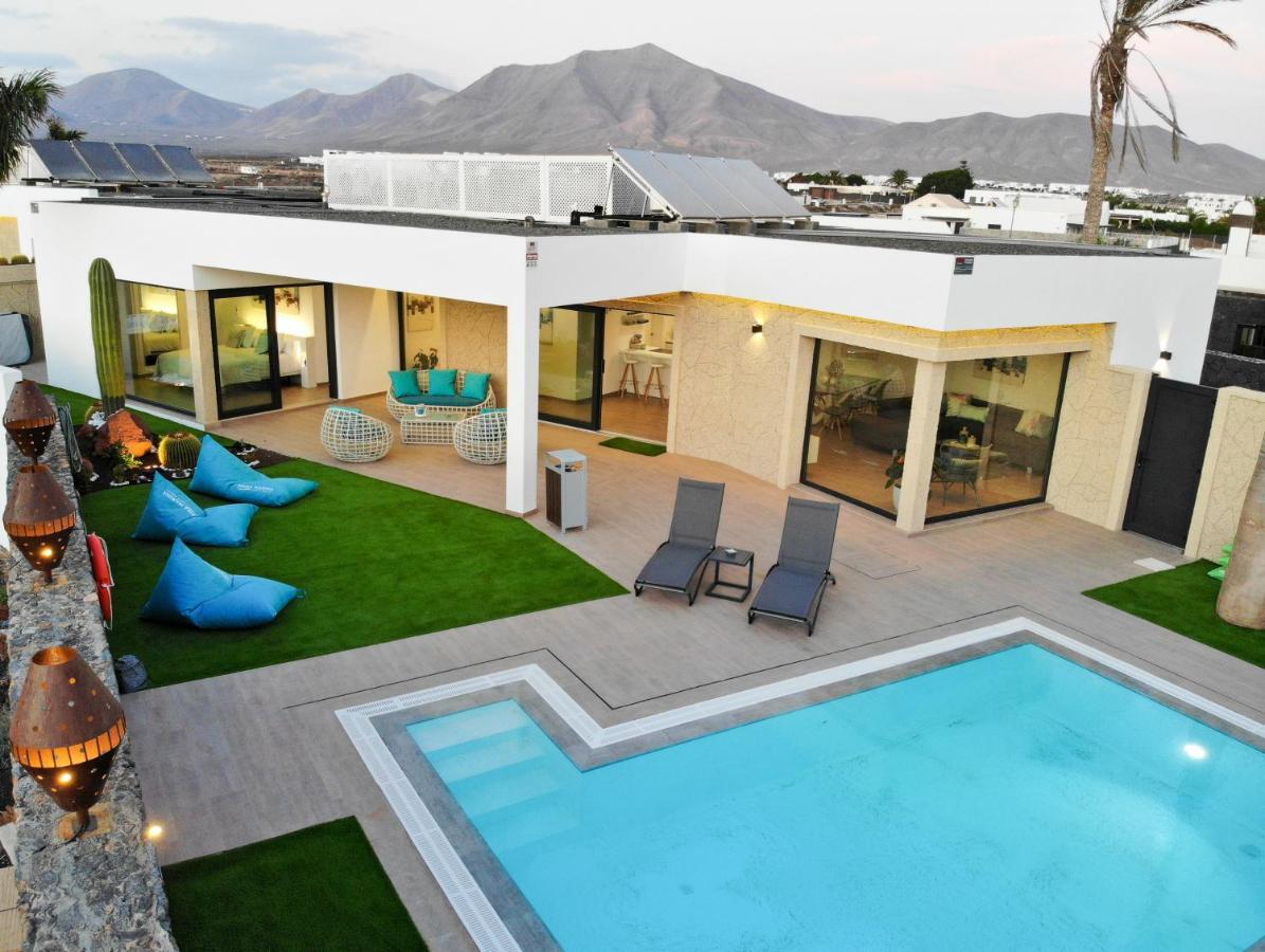 Sea Breeze Villas Lapa And Claca Playa Blanca  Eksteriør billede
