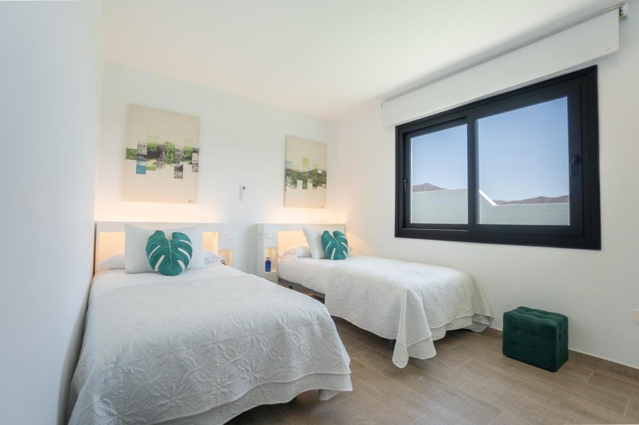 Sea Breeze Villas Lapa And Claca Playa Blanca  Eksteriør billede